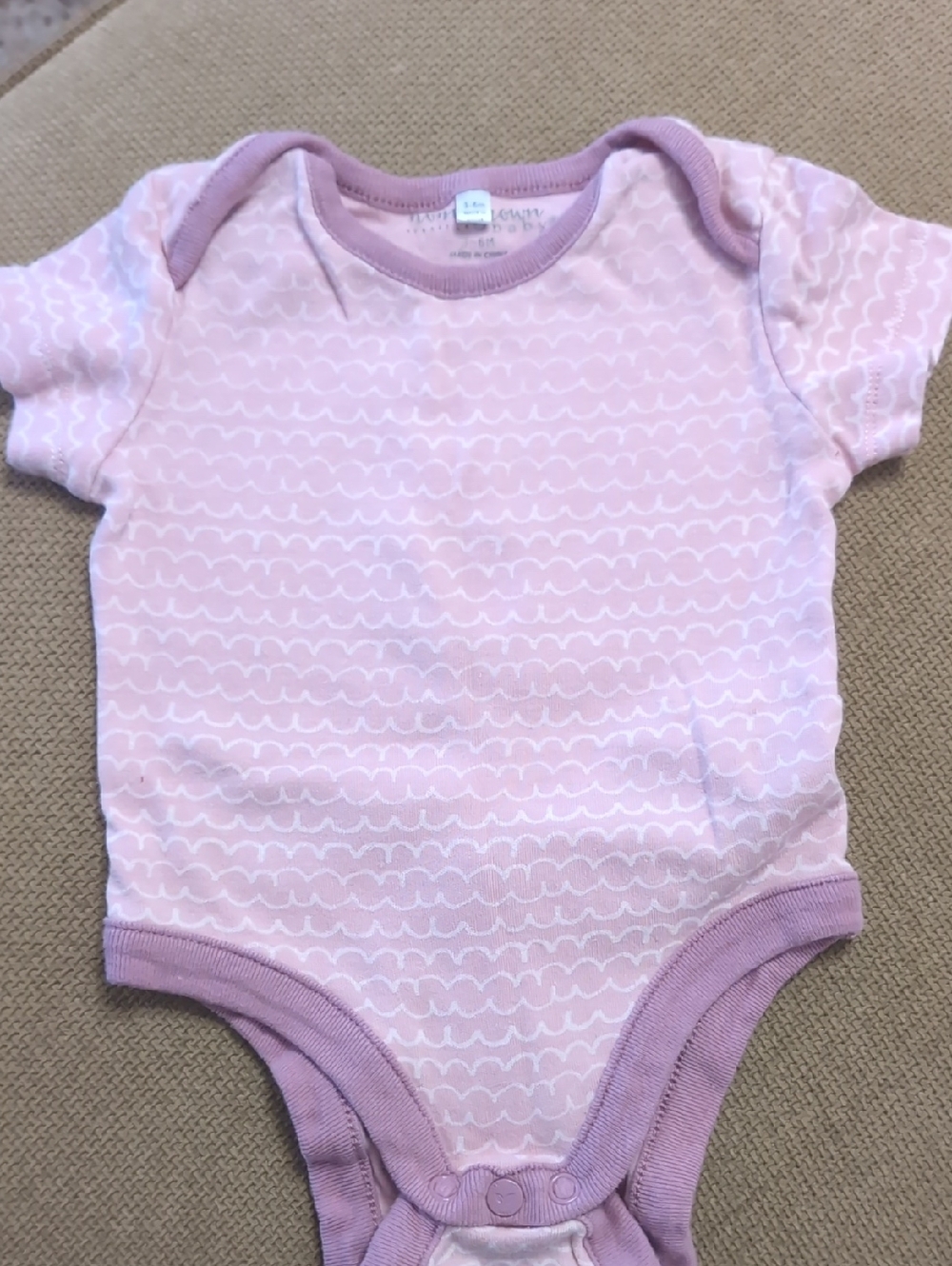 Source Unknown Pink Short-Sleeve Baby Bodysuit with White Wave Print
